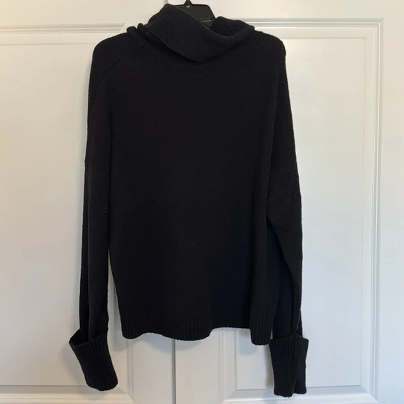 Treasure & Bond Black Turtleneck Sweater Cotton Blend Size Large Cuffed Sleeve - Picture 6 of 10
